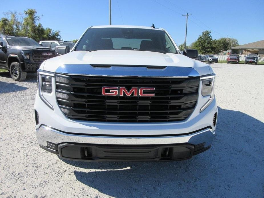 new 2025 GMC Sierra 1500 car, priced at $41,825