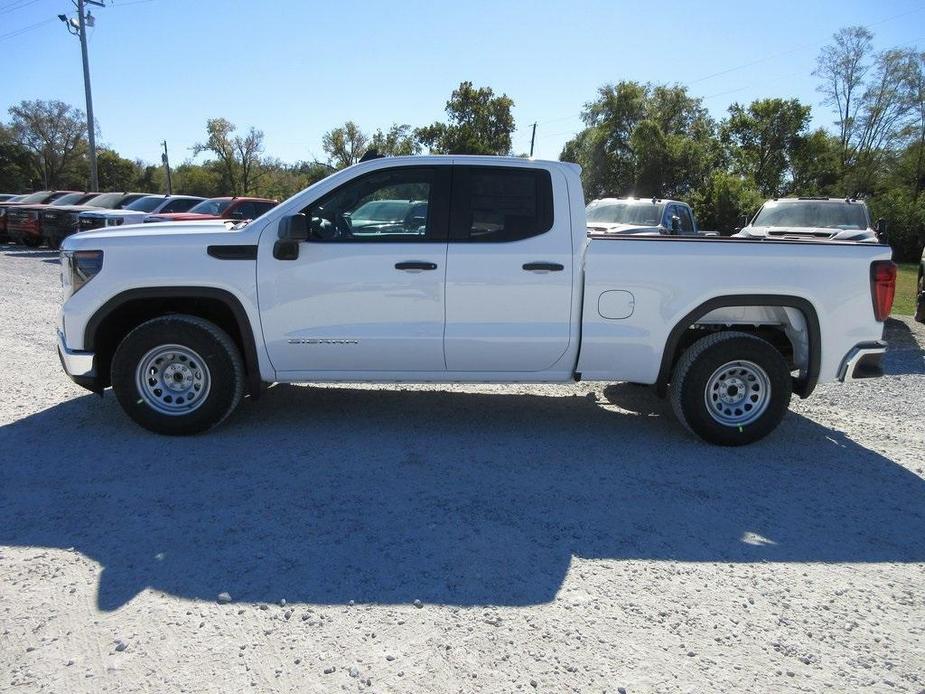 new 2025 GMC Sierra 1500 car, priced at $41,825