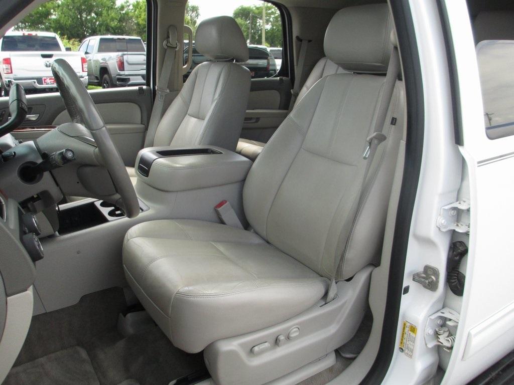 used 2012 Chevrolet Tahoe car, priced at $17,995