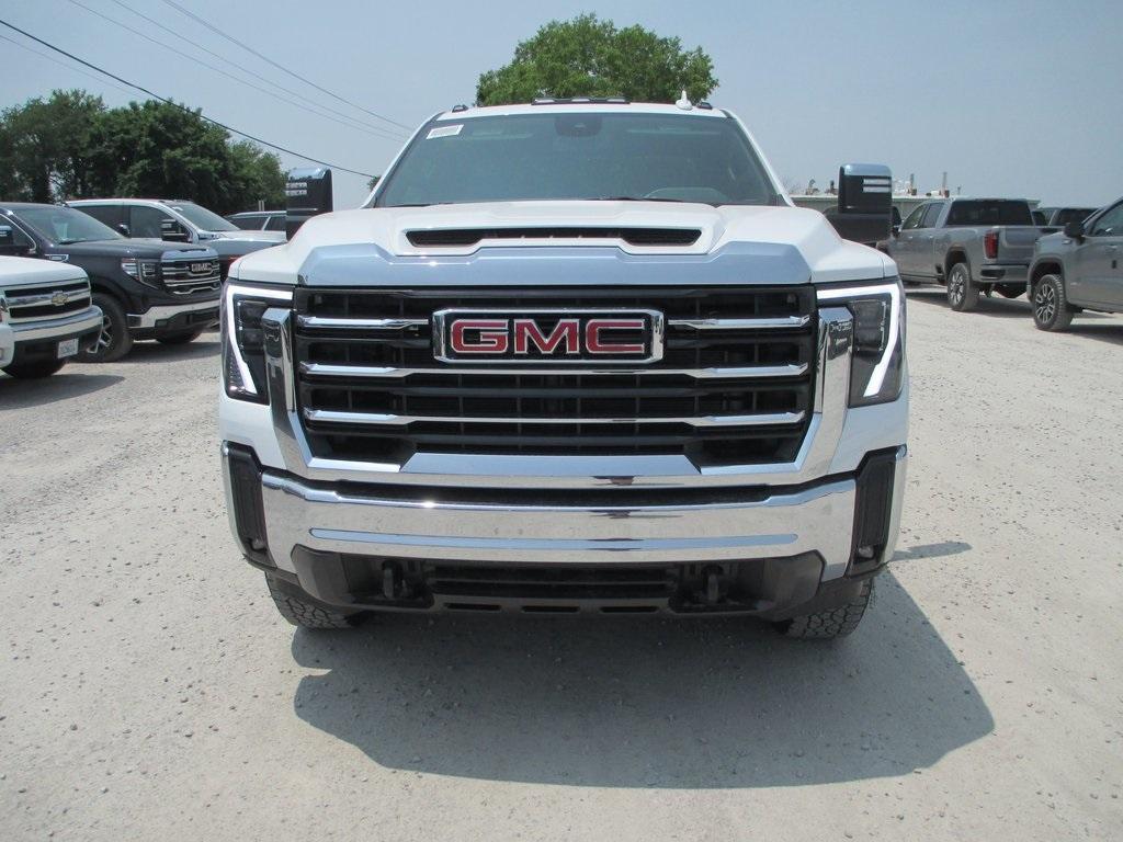 new 2025 GMC Sierra 2500 car, priced at $65,043