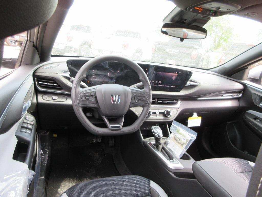 new 2025 Buick Envista car, priced at $24,752