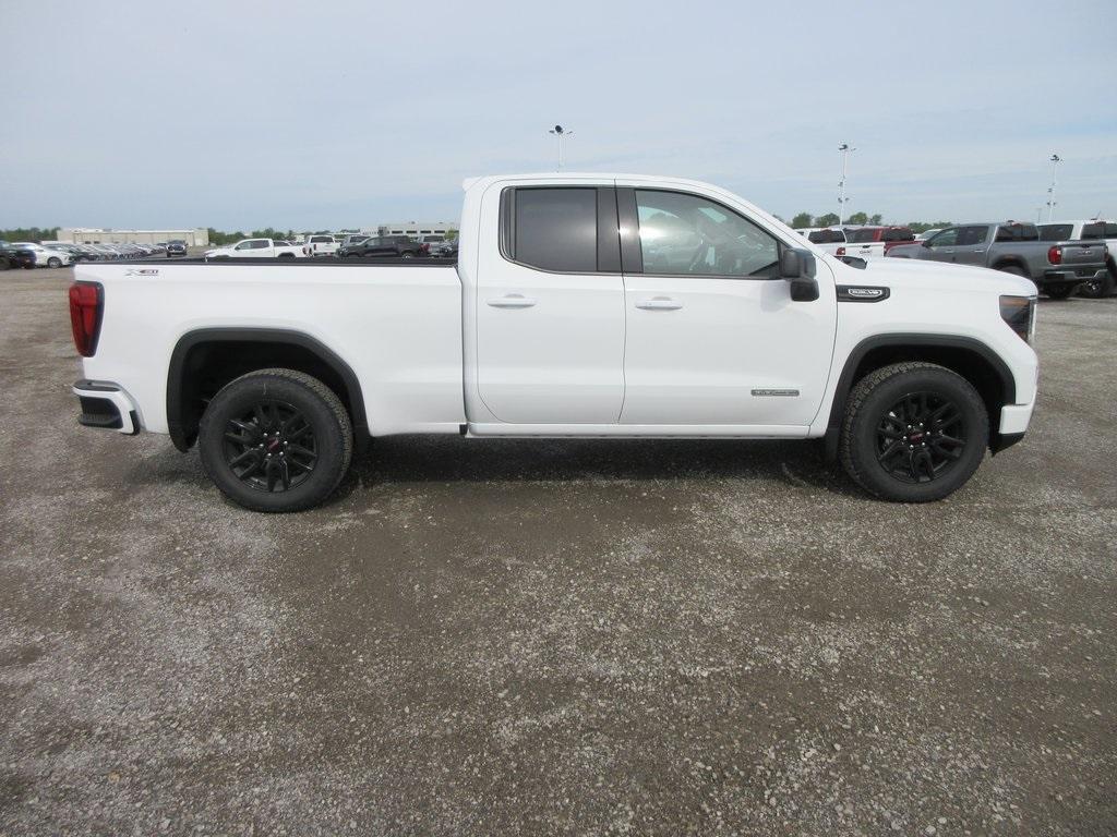 new 2025 GMC Sierra 1500 car, priced at $50,632