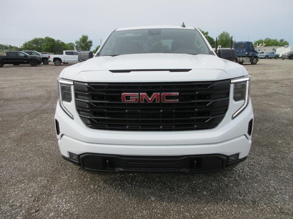 new 2025 GMC Sierra 1500 car, priced at $50,632