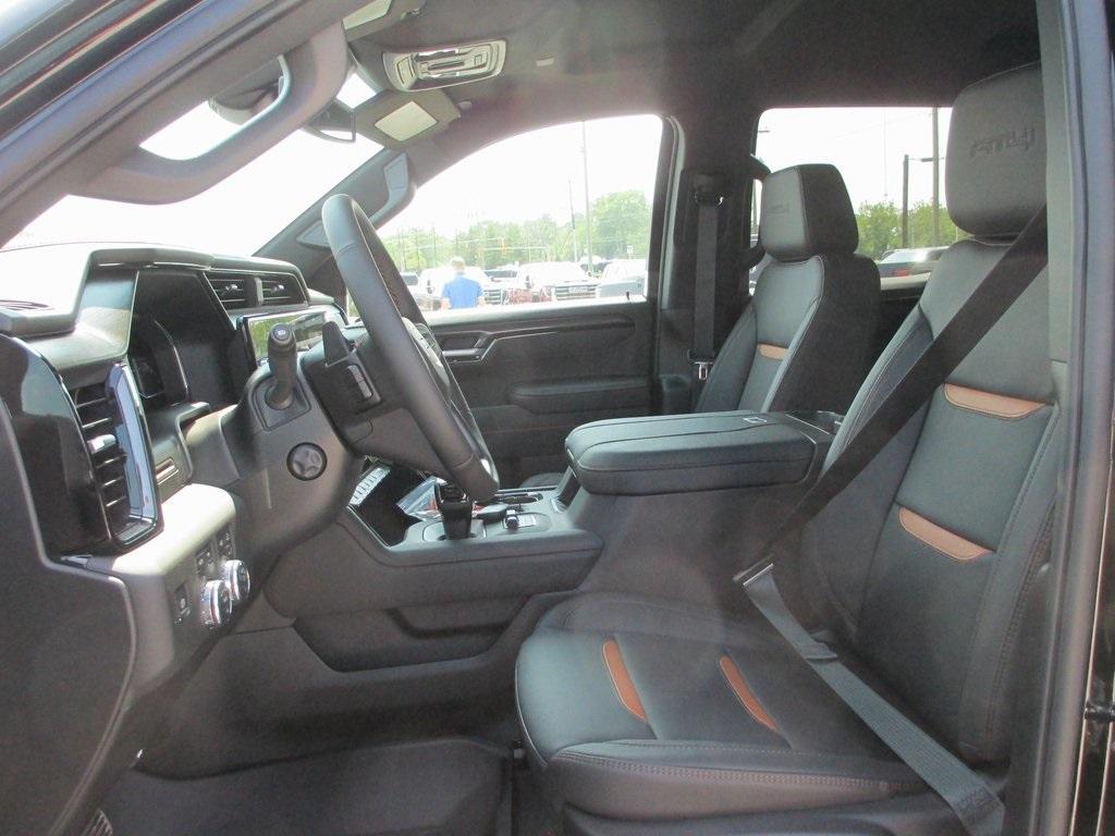 new 2025 GMC Sierra 1500 car, priced at $63,715