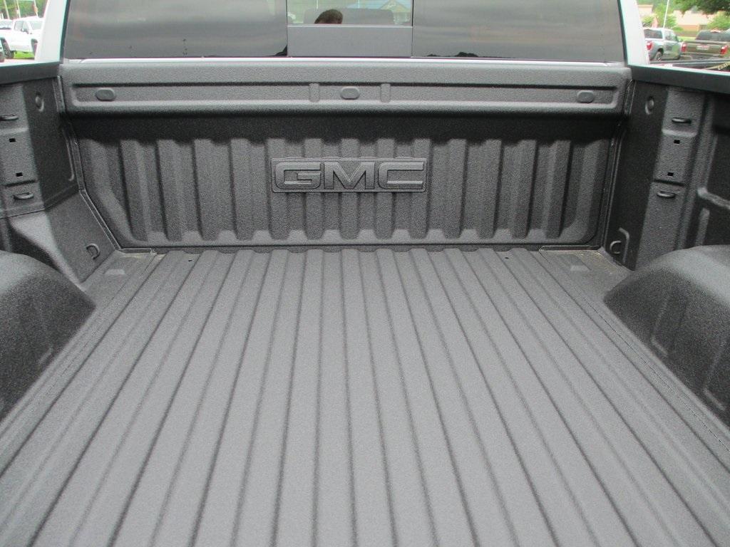 new 2025 GMC Sierra 1500 car, priced at $59,470