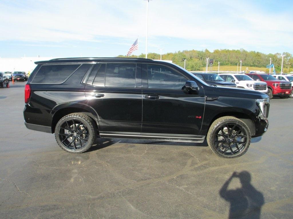 used 2025 GMC Yukon car, priced at $89,995