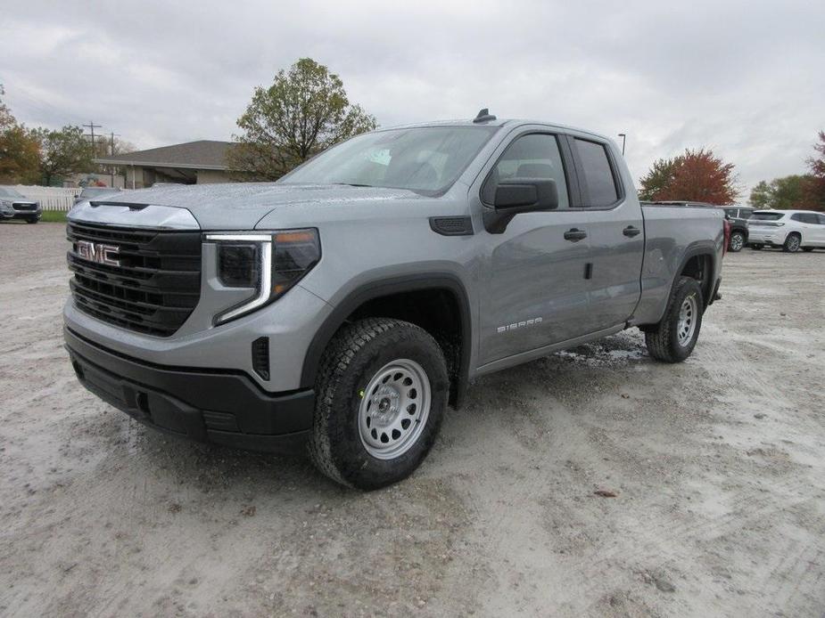 new 2025 GMC Sierra 1500 car, priced at $45,941