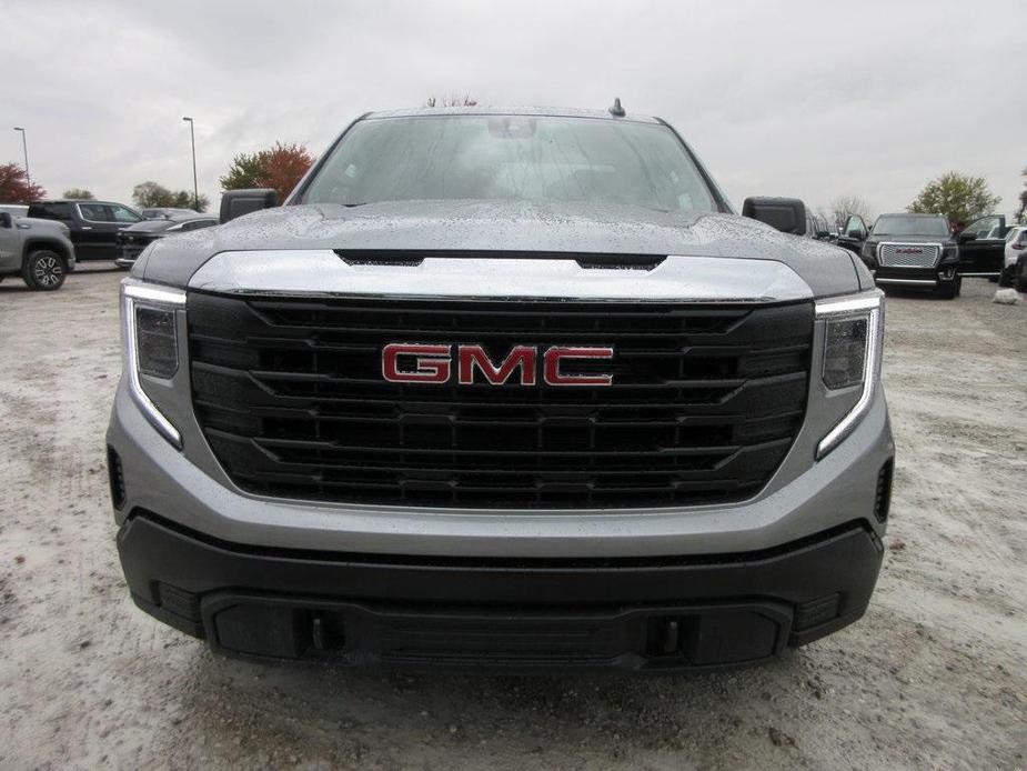 new 2025 GMC Sierra 1500 car, priced at $45,941