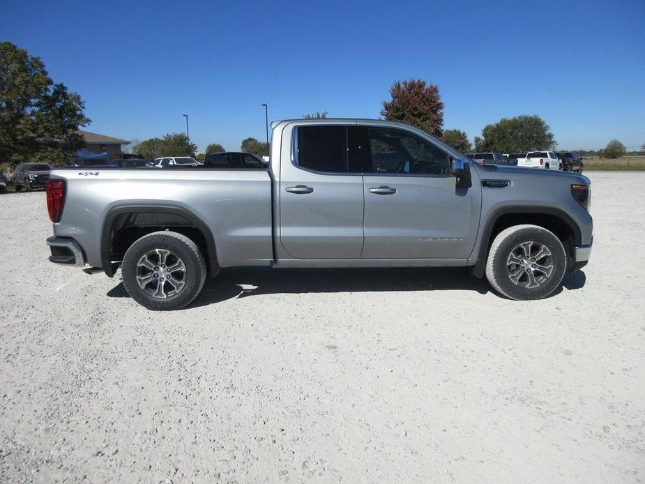 new 2025 GMC Sierra 1500 car, priced at $50,027