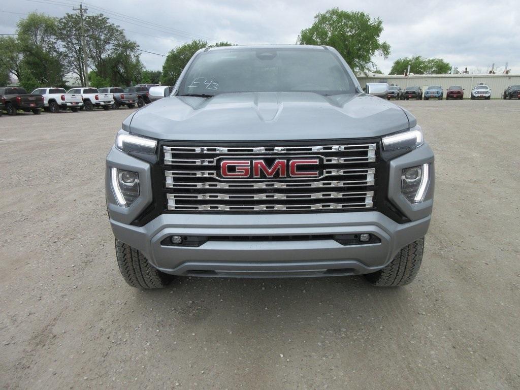 new 2025 GMC Canyon car, priced at $52,698