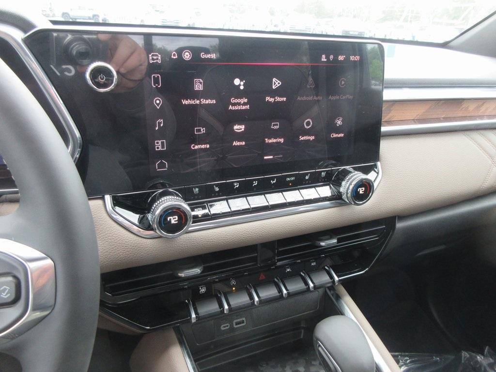 new 2025 GMC Canyon car, priced at $52,698