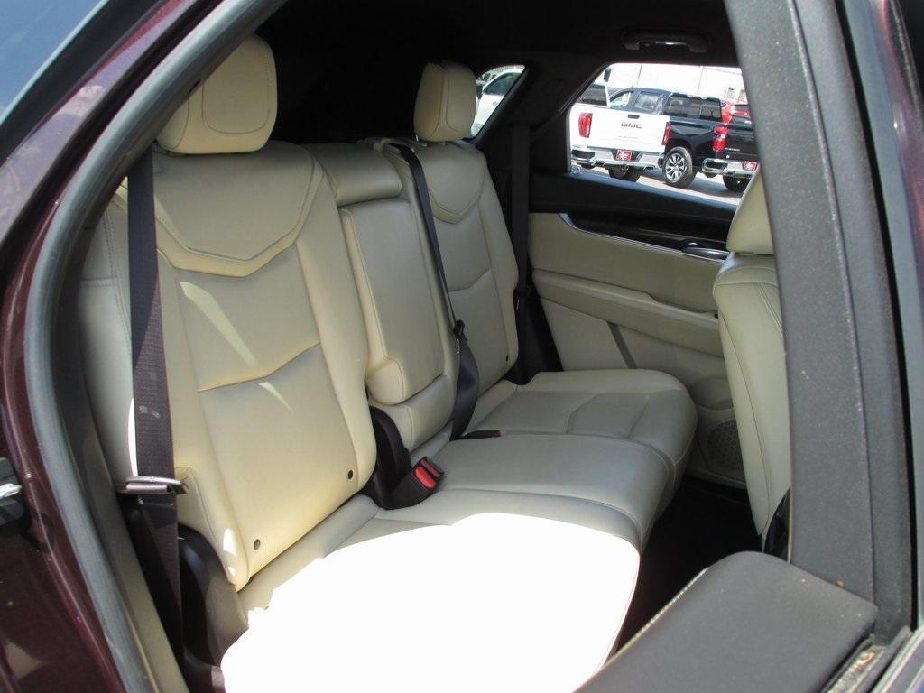 used 2017 Cadillac XT5 car, priced at $15,995