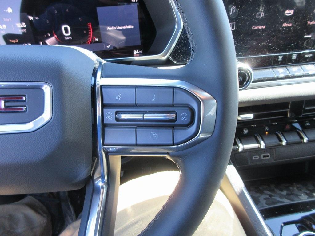 new 2025 GMC Canyon car, priced at $41,412