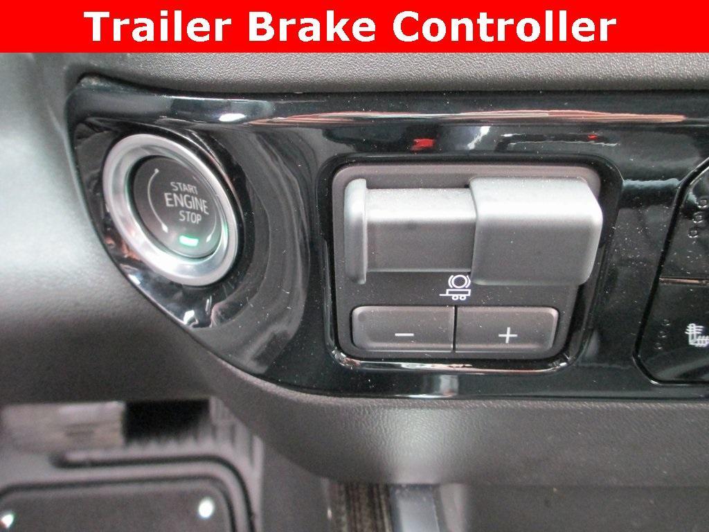 used 2025 Chevrolet Silverado 1500 car, priced at $47,995