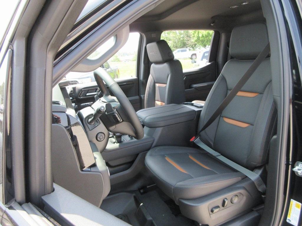 new 2025 GMC Sierra 1500 car, priced at $59,549