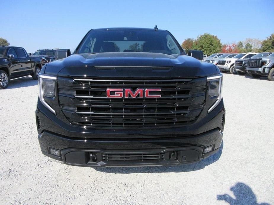 new 2025 GMC Sierra 1500 car, priced at $52,938