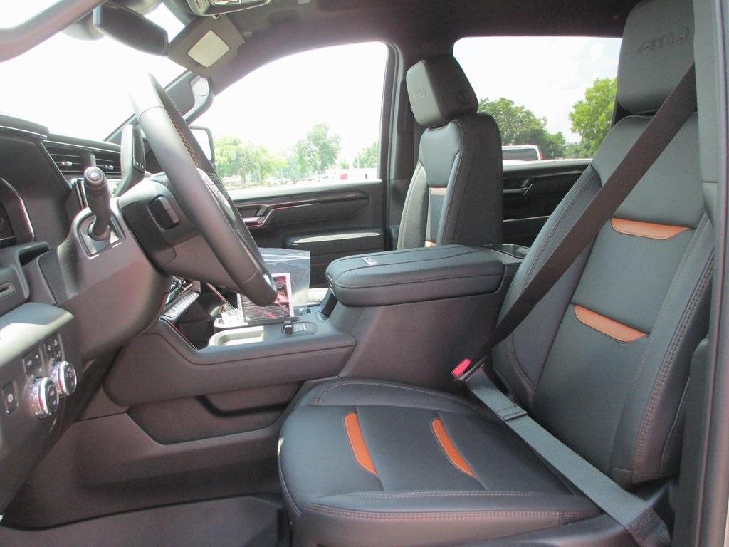 new 2025 GMC Sierra 2500 car, priced at $69,178