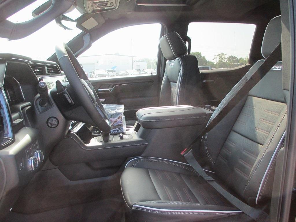 new 2025 GMC Sierra 1500 car, priced at $75,307