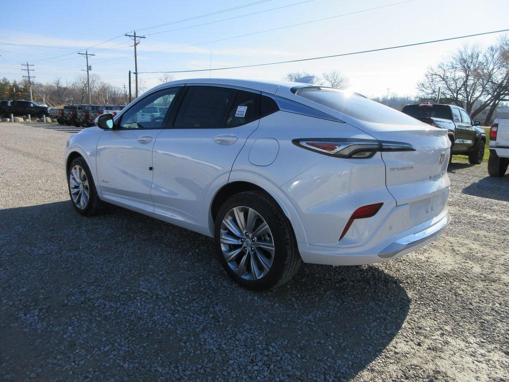 new 2025 Buick Envista car, priced at $30,986