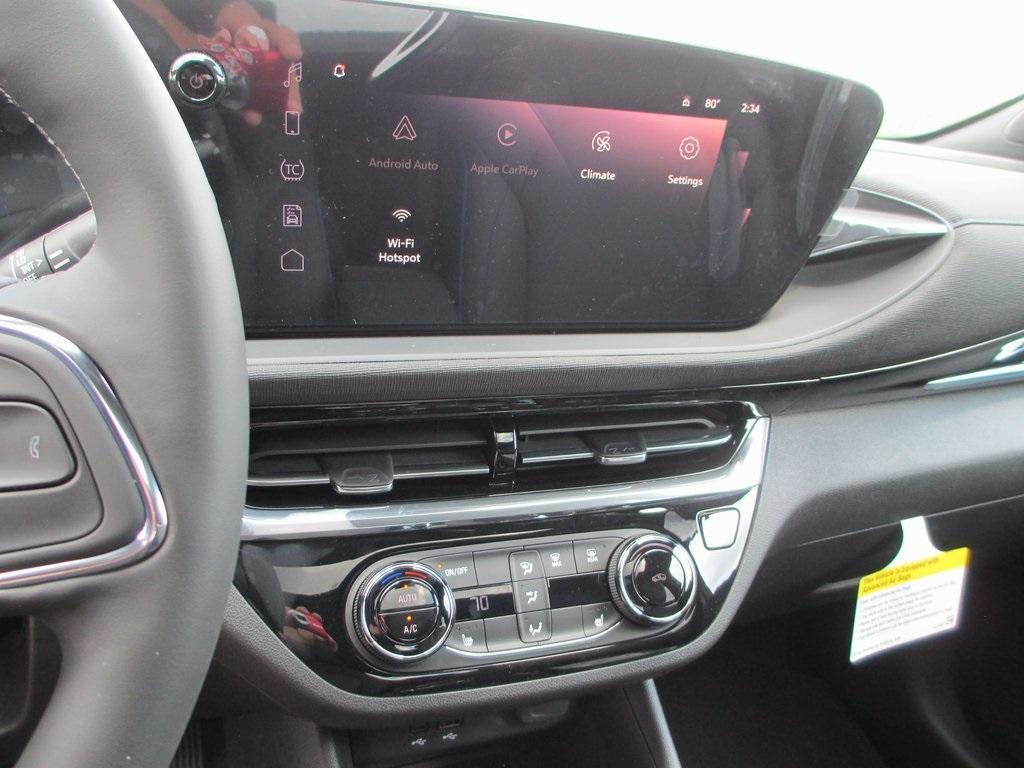 new 2025 Buick Envista car, priced at $28,272