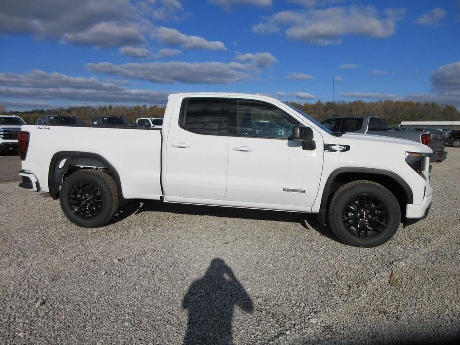 new 2025 GMC Sierra 1500 car, priced at $51,058