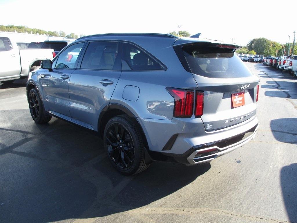used 2022 Kia Sorento car, priced at $23,995