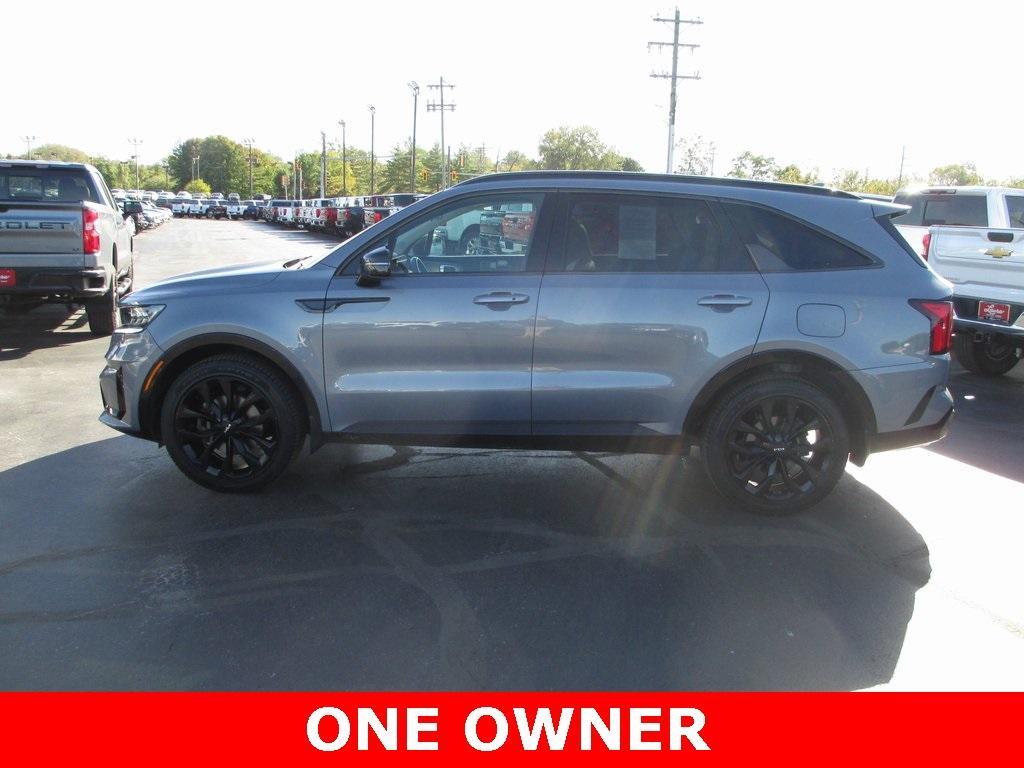 used 2022 Kia Sorento car, priced at $23,995