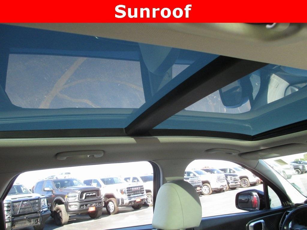 used 2022 Kia Sorento car, priced at $23,995