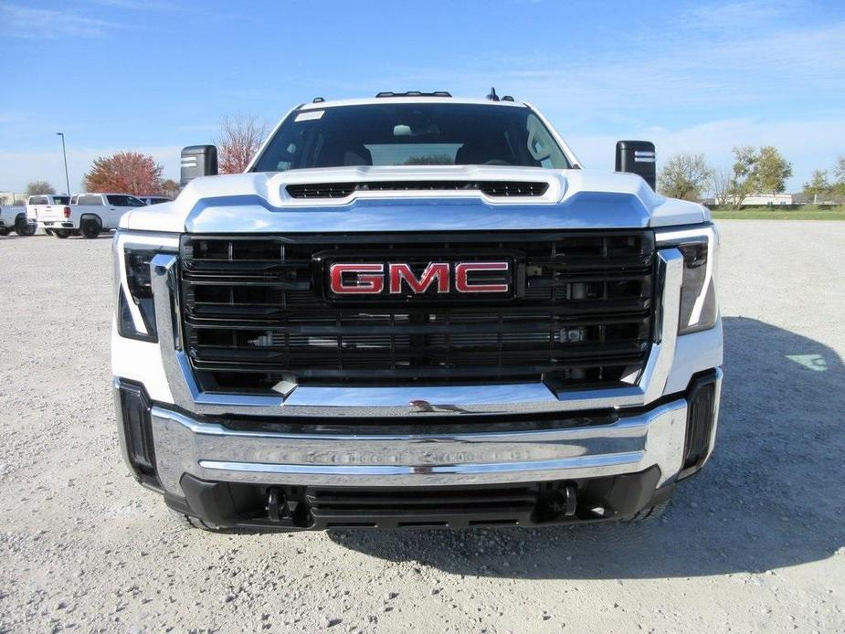 new 2025 GMC Sierra 3500 car, priced at $65,138