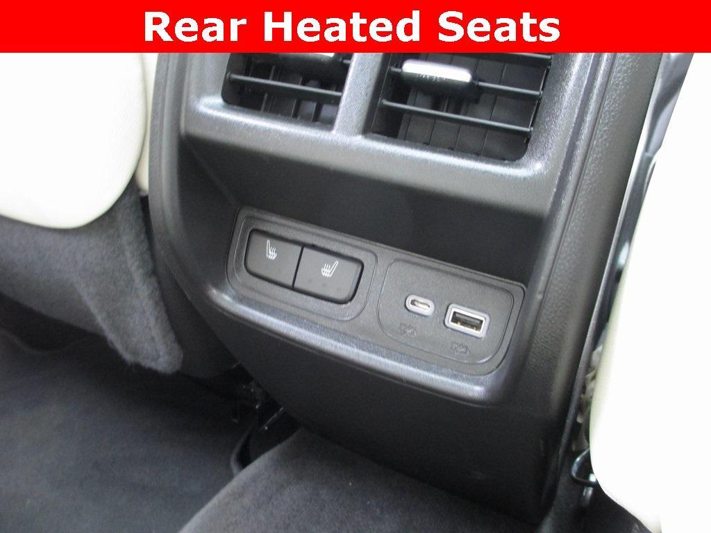 used 2019 Cadillac XT4 car, priced at $14,995