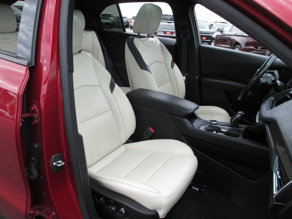 used 2019 Cadillac XT4 car, priced at $14,995