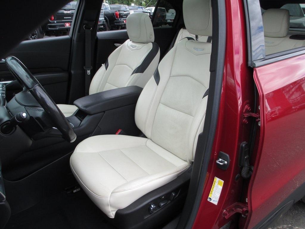 used 2019 Cadillac XT4 car, priced at $14,995