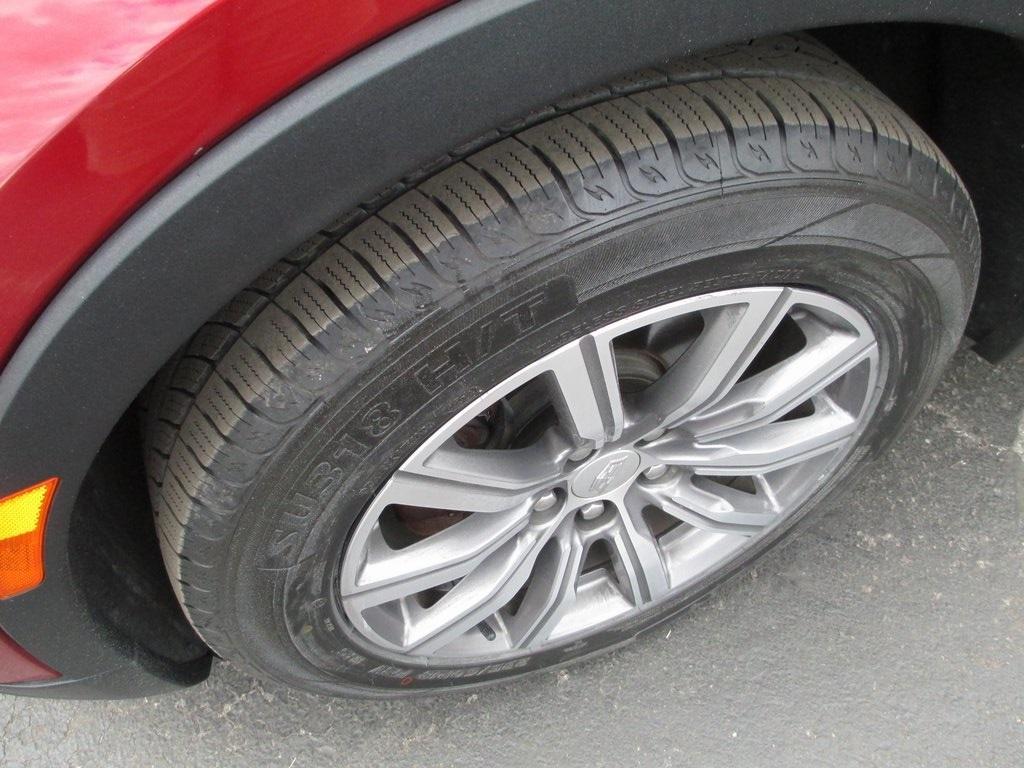 used 2019 Cadillac XT4 car, priced at $14,995