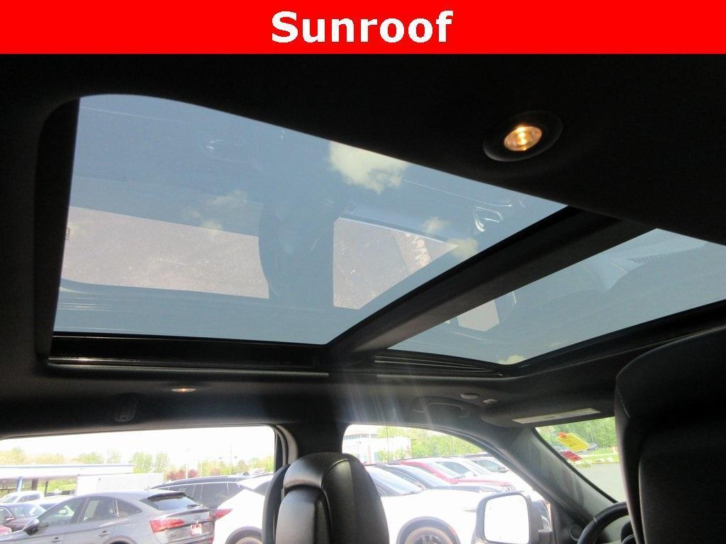 used 2020 Jeep Grand Cherokee car, priced at $18,995