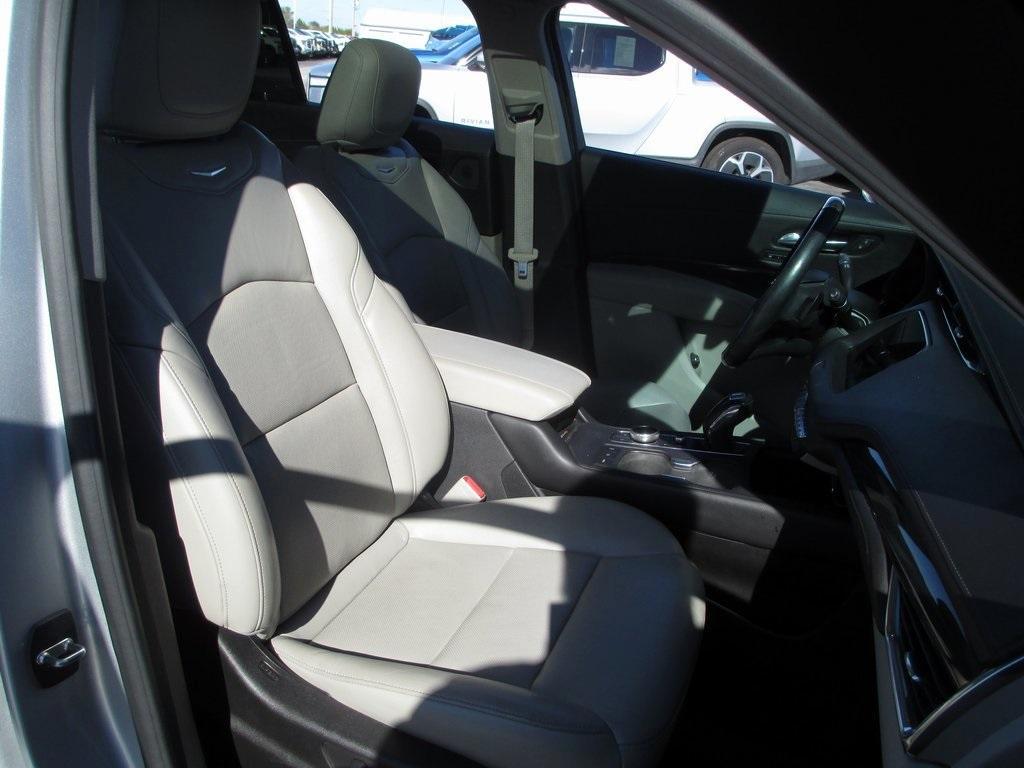 used 2019 Cadillac XT4 car, priced at $22,995