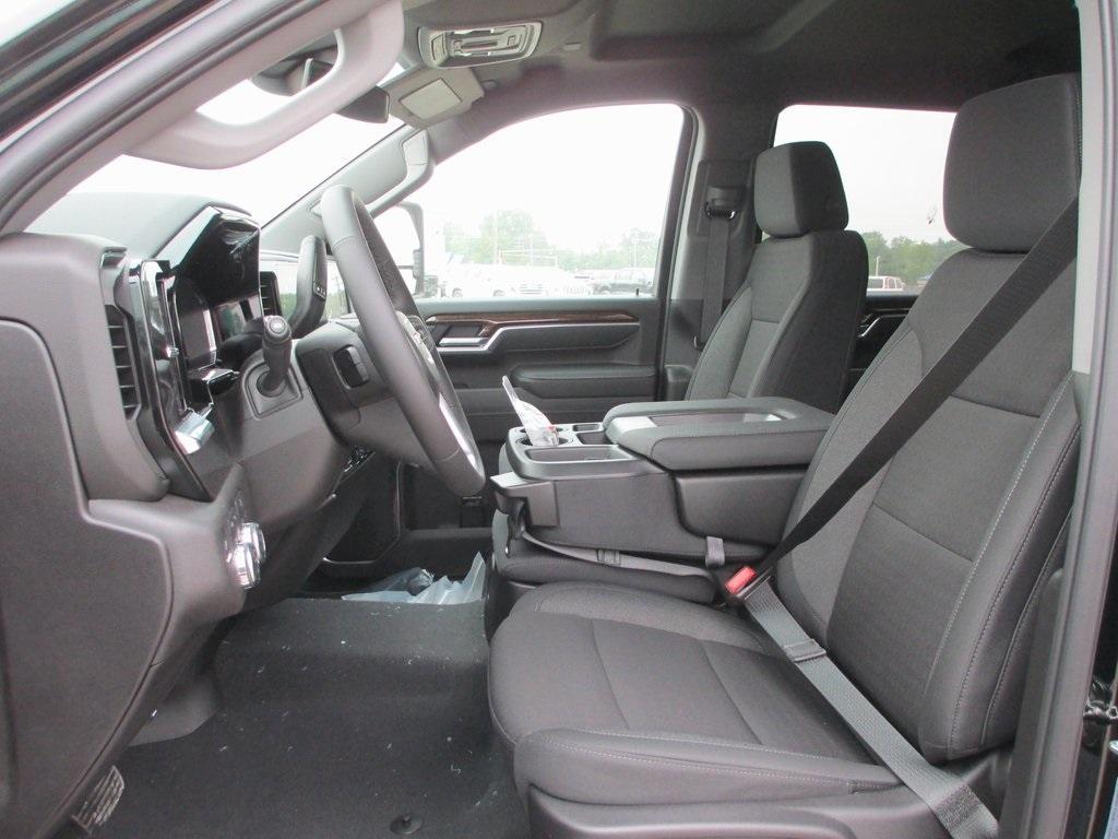 new 2025 GMC Sierra 3500 car, priced at $61,167