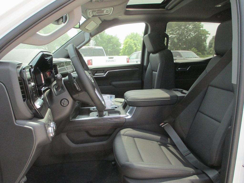new 2025 GMC Sierra 1500 car, priced at $61,877