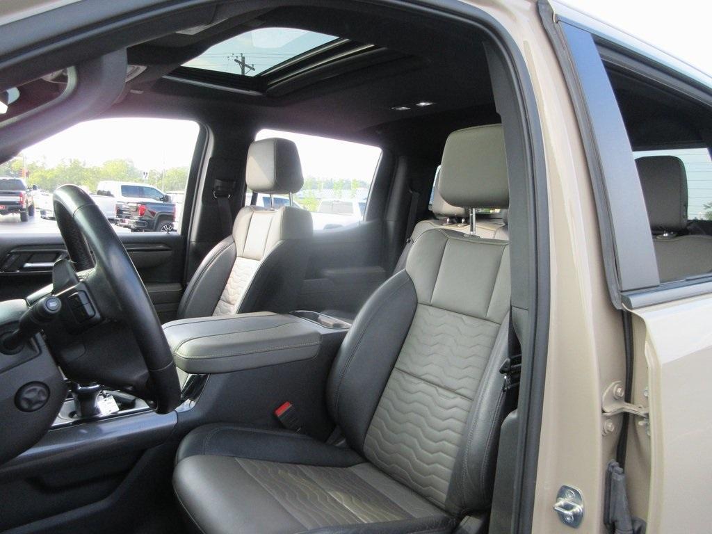 used 2023 Chevrolet Silverado 1500 car, priced at $44,995