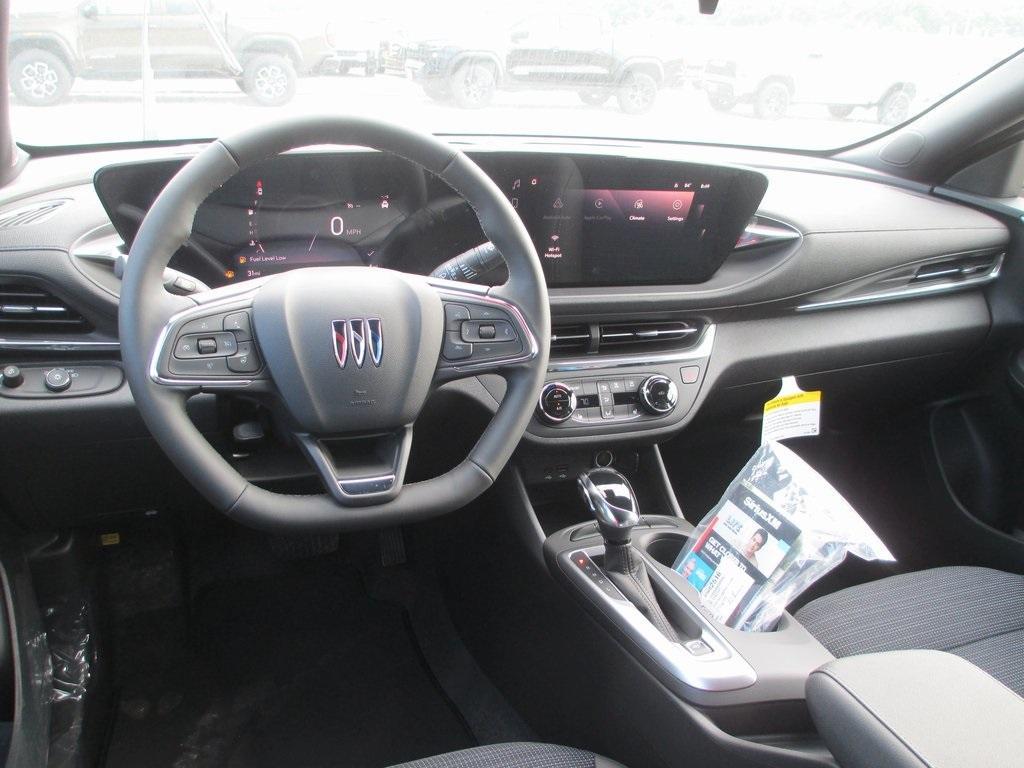 new 2025 Buick Envista car, priced at $23,017
