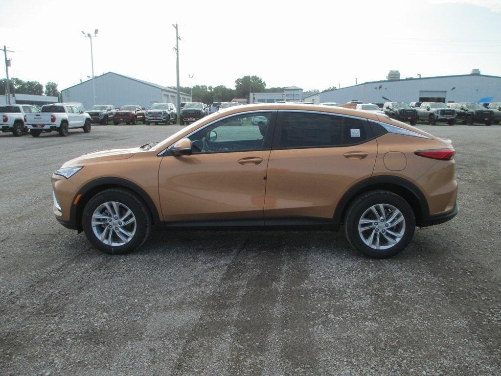 new 2025 Buick Envista car, priced at $23,017