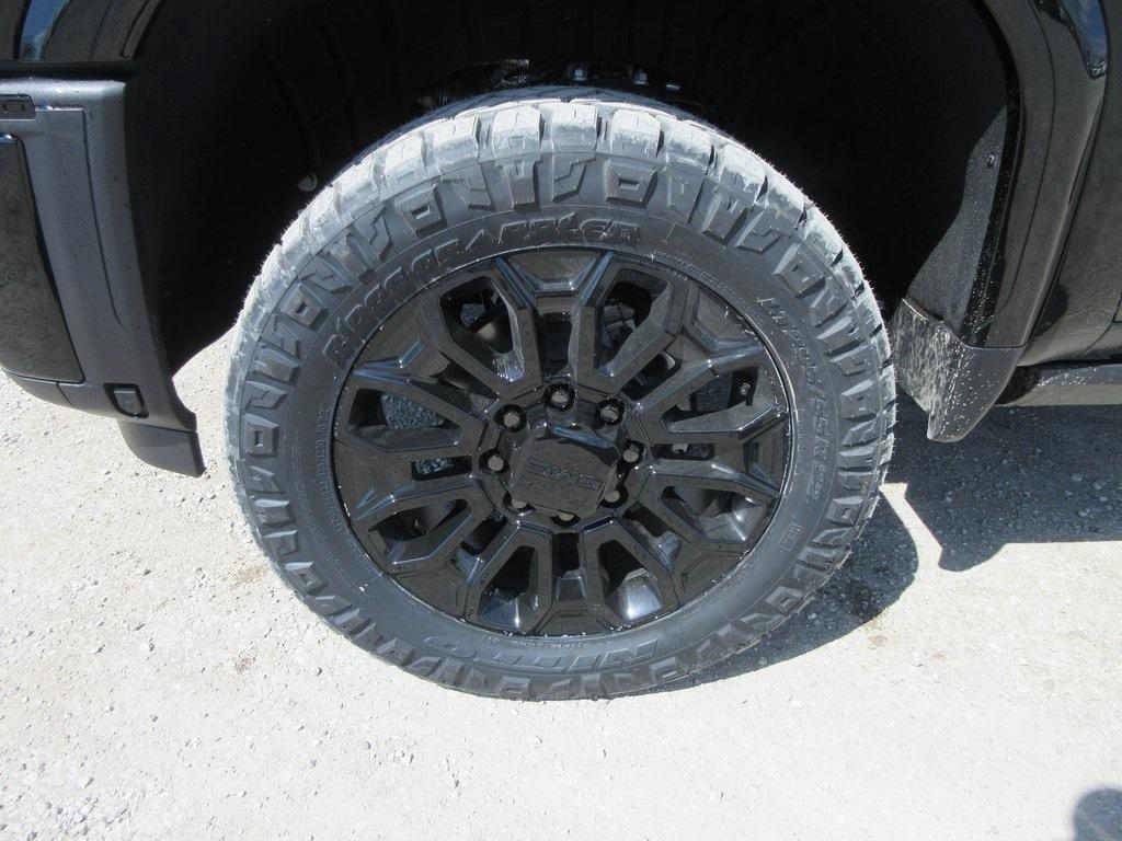 new 2025 GMC Sierra 2500 car, priced at $90,654