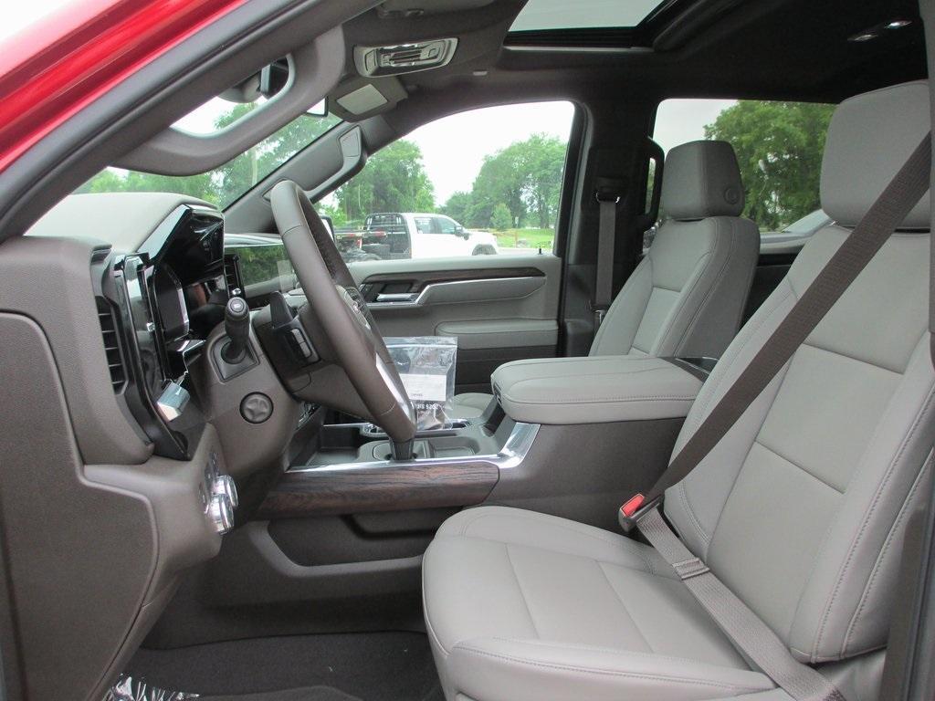 new 2025 GMC Sierra 1500 car, priced at $60,749