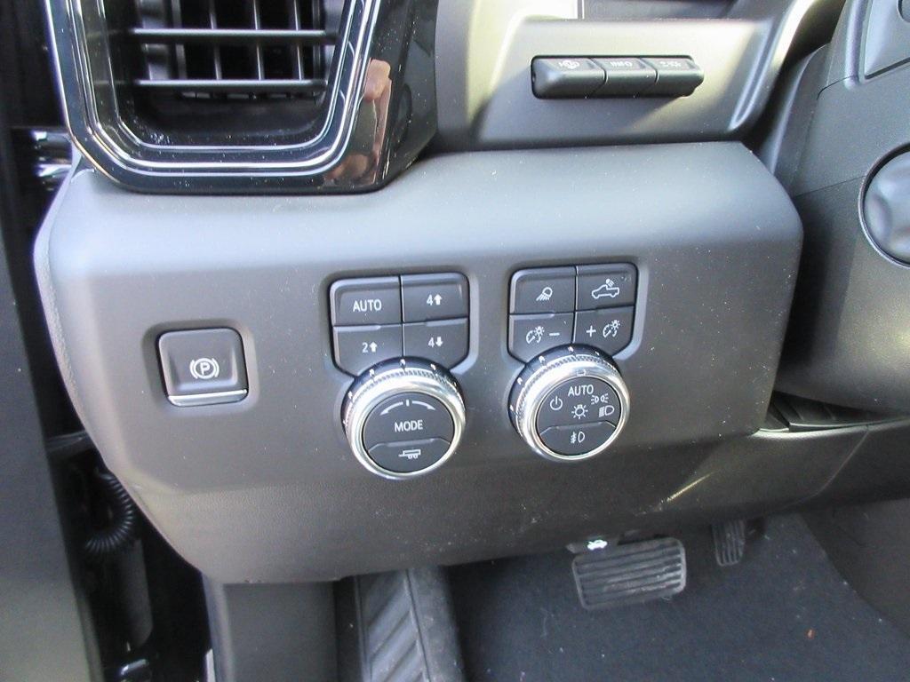 new 2025 GMC Sierra 1500 car, priced at $65,287