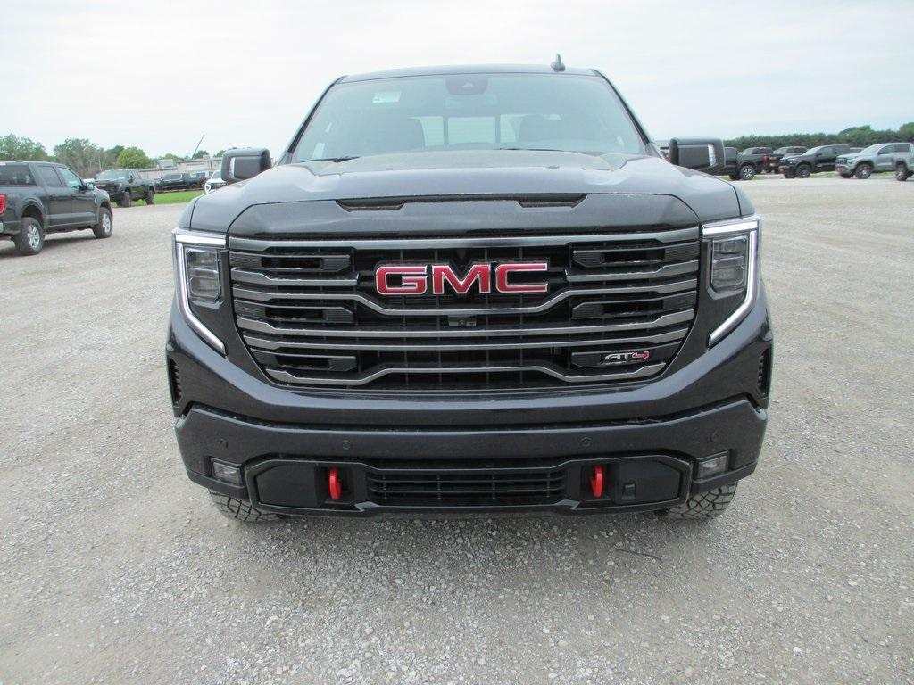 new 2025 GMC Sierra 1500 car, priced at $64,595