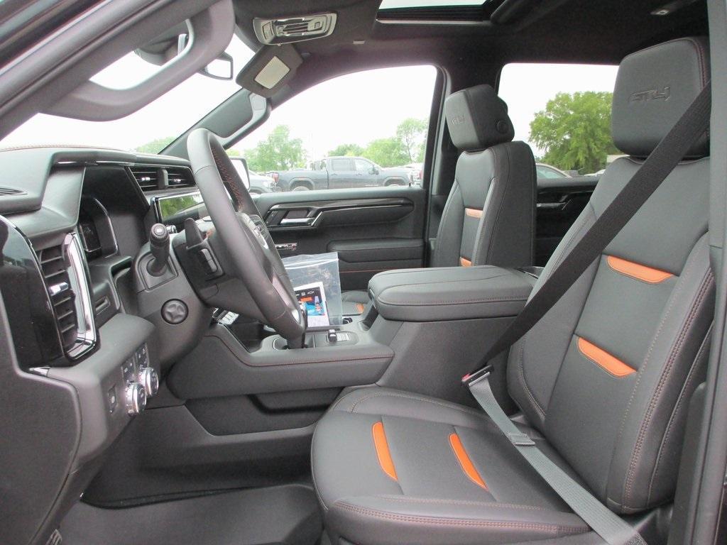 new 2025 GMC Sierra 1500 car, priced at $64,595