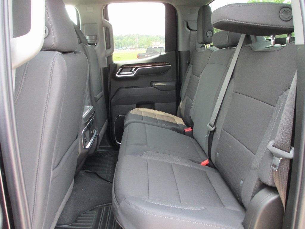 new 2025 GMC Sierra 1500 car, priced at $51,902