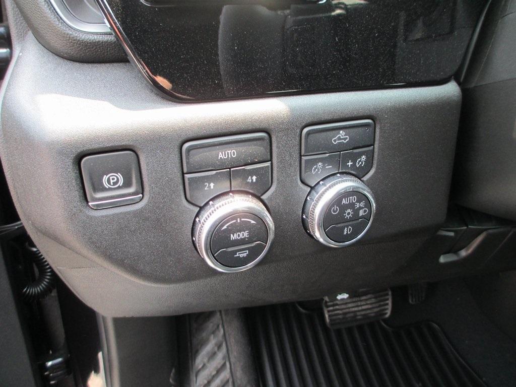 new 2025 GMC Sierra 1500 car, priced at $51,902