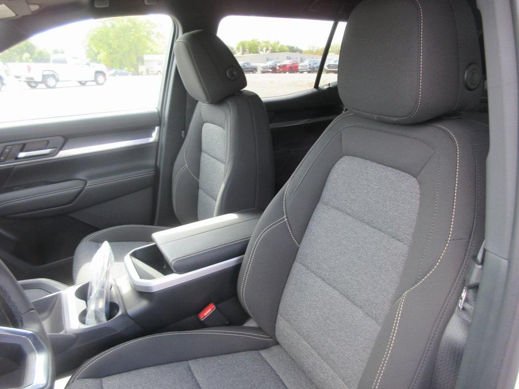 new 2026 GMC Terrain car, priced at $33,293