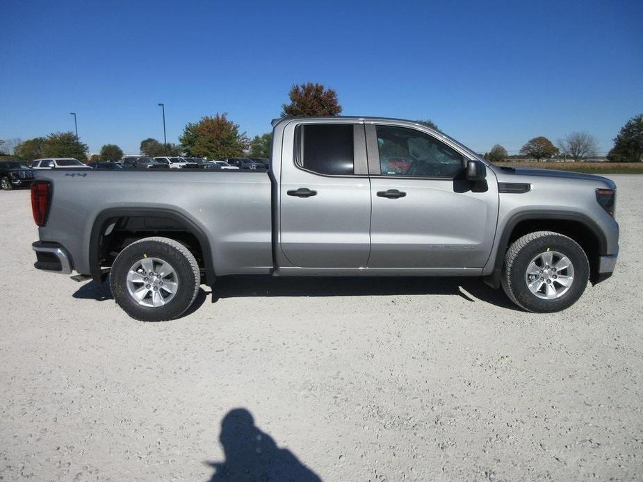 new 2025 GMC Sierra 1500 car, priced at $46,250