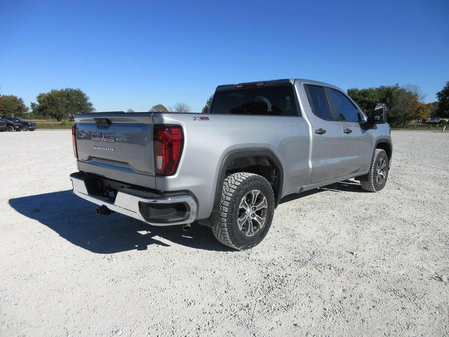 new 2025 GMC Sierra 1500 car, priced at $47,574